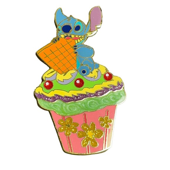 Disneyland Stitch Lilo Trading Pin Cupcake Cookie Lapel Pin Brooch Jewelry Gift - Picture 1 of 9